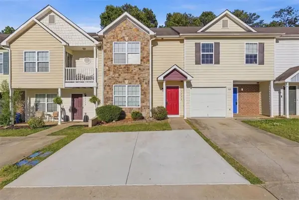 1732 Old Dogwood, Jonesboro, GA 30238