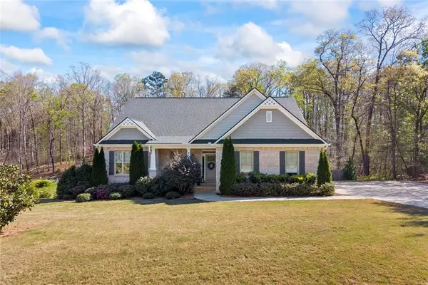 153 Abbington Way, Clarkesville, GA 30523