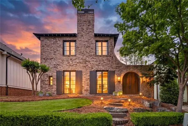 6905 Colfax Avenue, Cumming, GA 30040