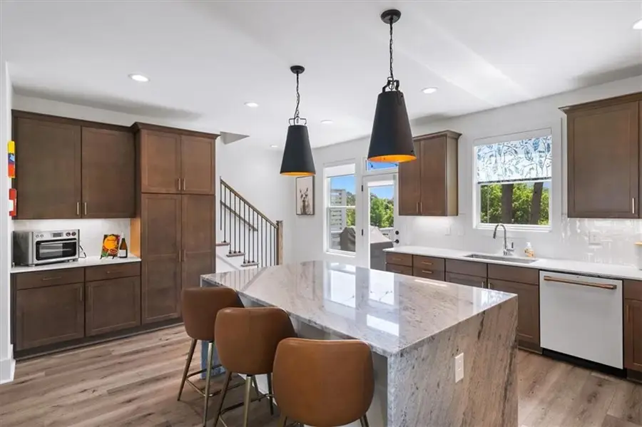 301 Penny Ct, Atlanta, GA 30328 - #2