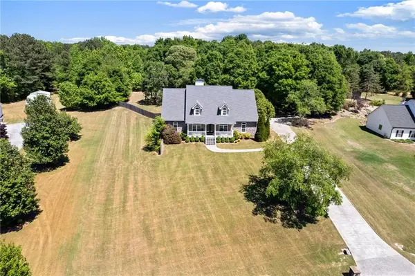 2169 NE Indian Shoals Drive, Loganville, GA 30052