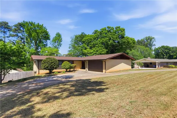2989 Beechwood Drive, Lithia Springs, GA 30122