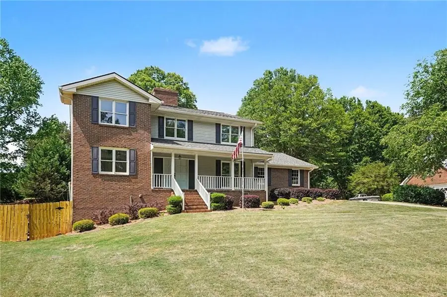 2080 Castle Lake Drive, Tyrone, GA 30290 - #3