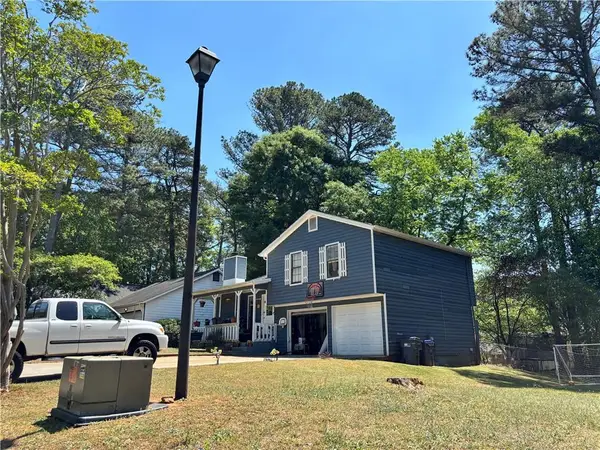 1005 Memory Lane, Lawrenceville, GA 30044