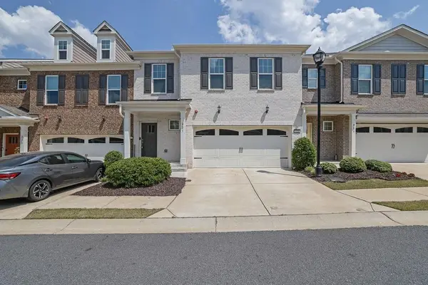 221 Ellis Lane, Woodstock, GA 30189