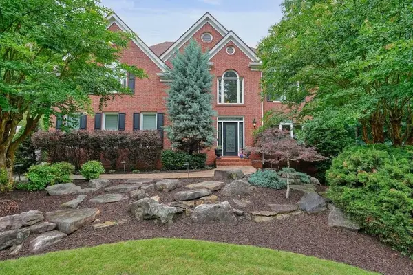 3232 Eagle Watch Drive, Woodstock, GA 30189