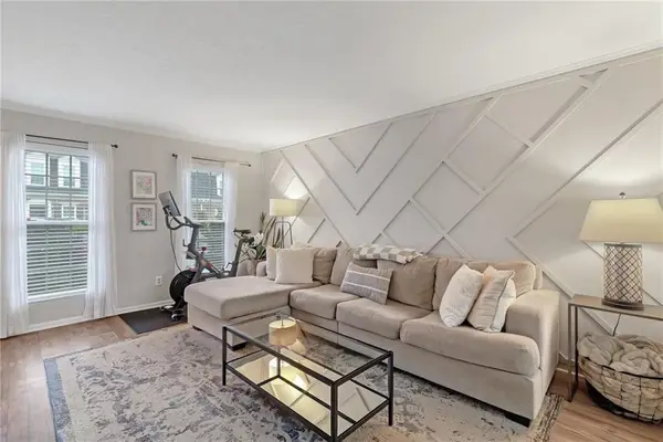 12 Surry County Place Nw, Atlanta, GA 30318