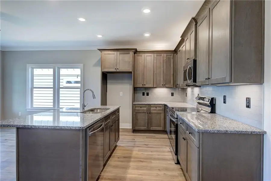 146 Sunflower Circle, Cartersville, GA 30121 - #2