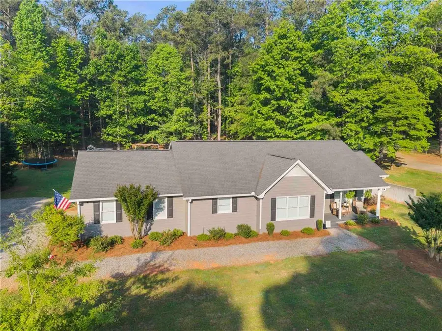 2777 Chickadee Dr., Monroe, GA 30655 - #3