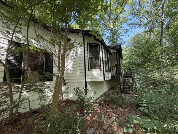 2500 Whitebluff Way, Buford, GA 30519