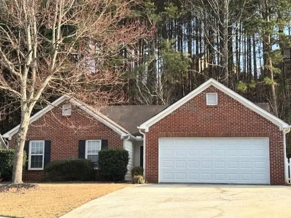 5673 Riverside Walk Drive, Sugar Hill, GA 30518