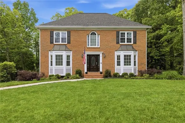 5001 Willow Creek Drive, Woodstock, GA 30188