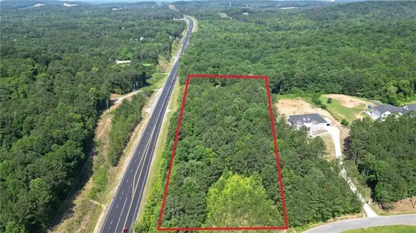 13 J R Road Ne, Cartersville, GA 30121