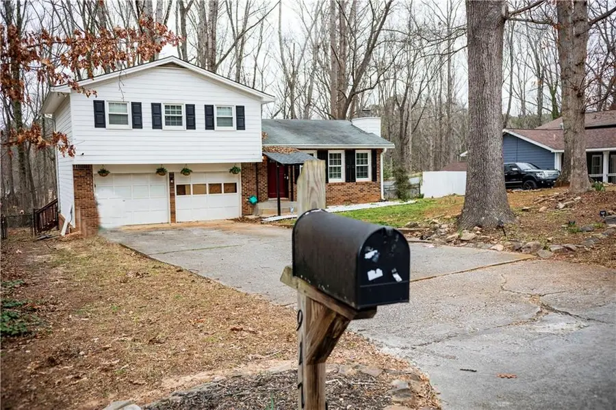 917 Chartley Drive Sw, Lilburn, GA 30047 - #2