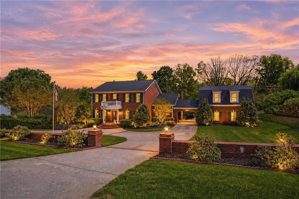 242 N Cloudland Rd, Dahlonega, GA 30533