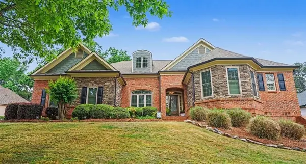 5028 Stefan Ridge Way, Buford, GA 30519