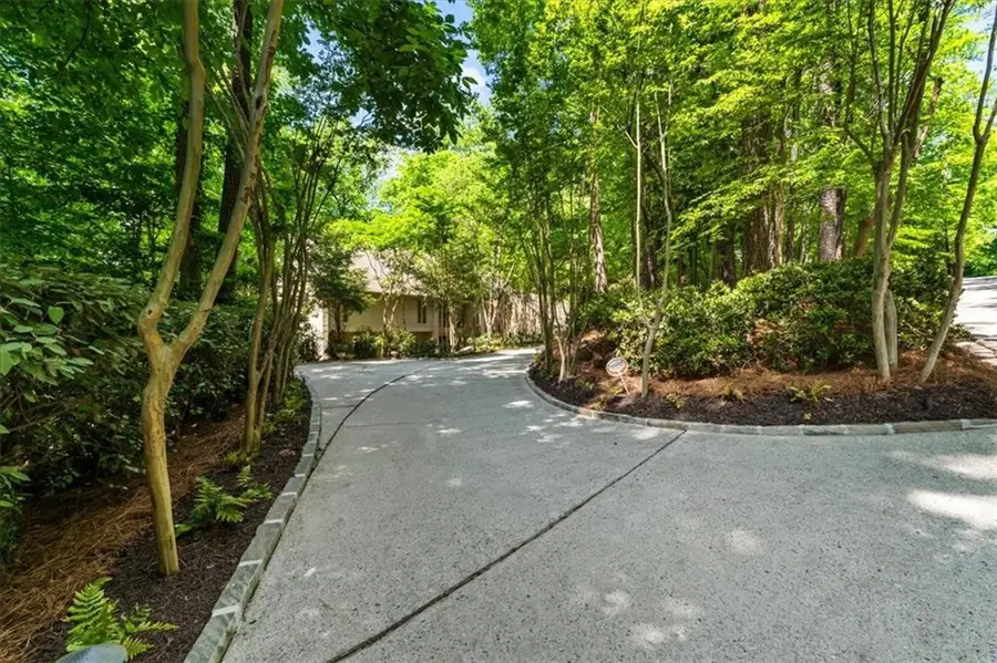 4040 Whitewater Creek Road Nw, Atlanta, GA 30327 - #2