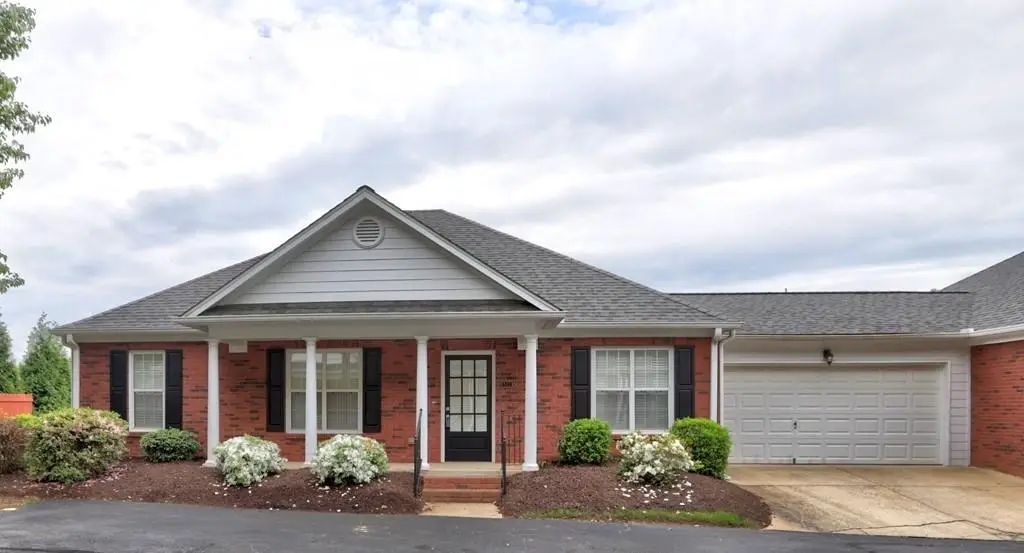 512 Courtyard Way, Woodstock, GA 30189 - #1