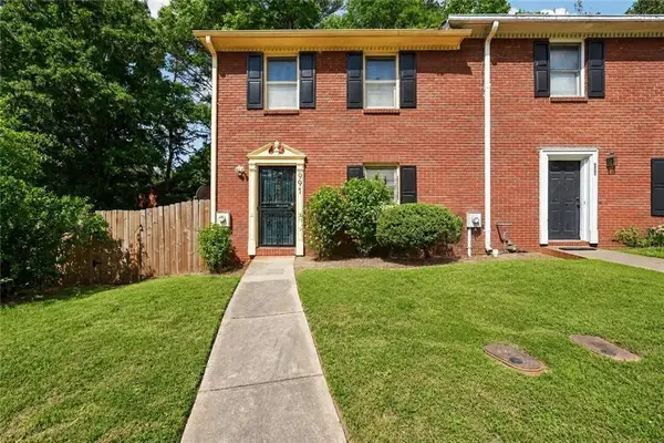991 Park Gate Place, Stone Mountain, GA 30083