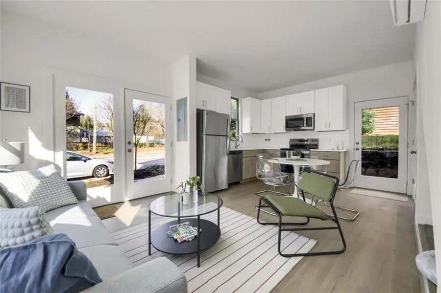 1070 Dill Avenue #202, Atlanta, GA 30310 - #3