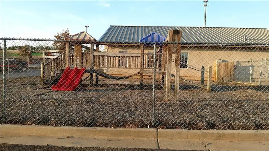 3180 Atlanta Highway, Athens, GA 30606 - #3