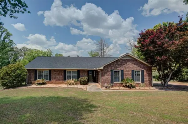 110 Beacon Drive, Fayetteville, GA 30215