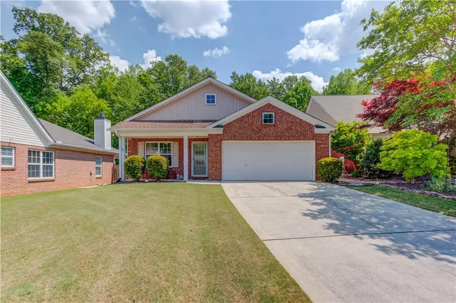 5614 Ashmoore Court, Flowery Branch, GA 30542 - #2