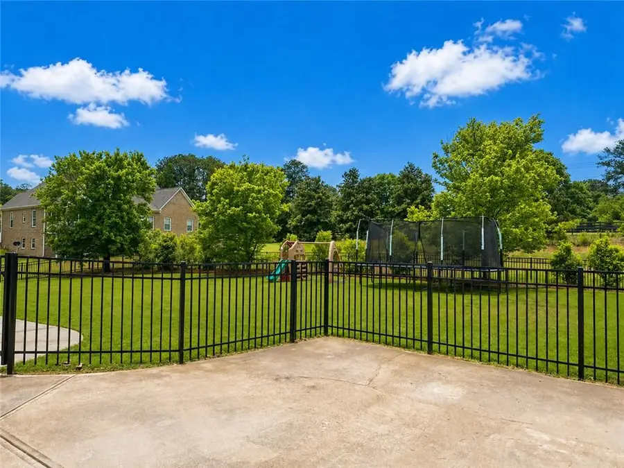 807 Kennedy Court, Loganville, GA 30052 - #3