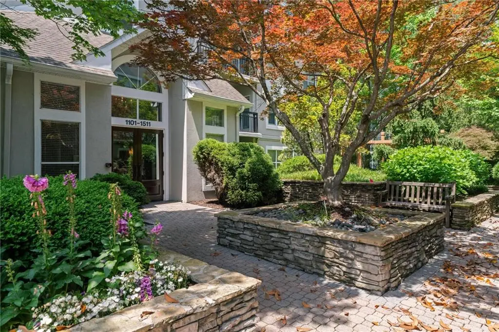 1102 River Green Drive Nw, Atlanta, GA 30327 - #1