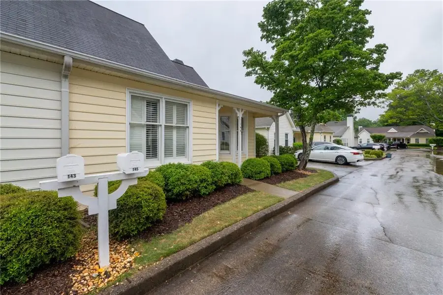145 Victoria Way, Roswell, GA 30075 - #2