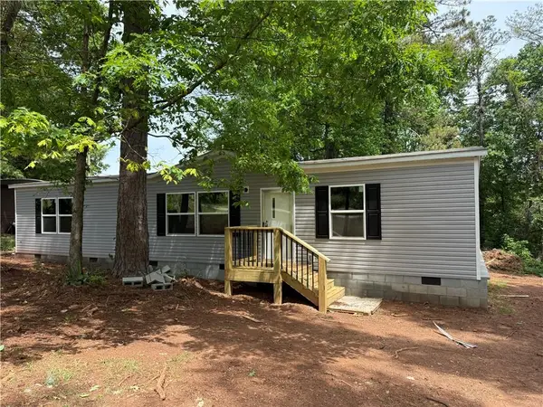 166 Evergreen Dr, Villa Rica, GA 30180