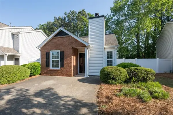 207 Daventry Way, Woodstock, GA 30188