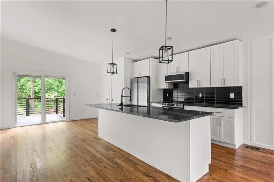 1092 Hillcrest Drive Se, Atlanta, GA 30316 - #2