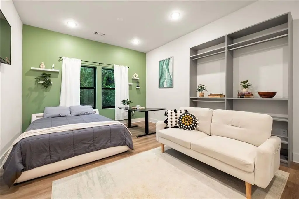 112 Rogers Street Ne #202, Atlanta, GA 30317 - #1