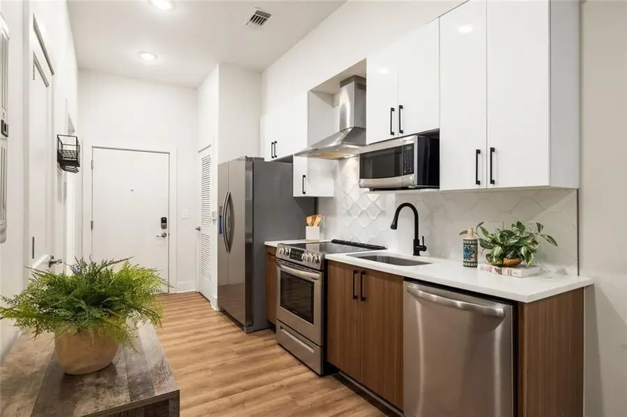 112 Rogers Street Ne #202, Atlanta, GA 30317 - #3