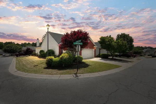 1411 Raven Rock Trail Nw, Kennesaw, GA 30152