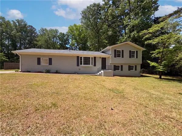 2650 Oxbow Way Sw, Marietta, GA 30008