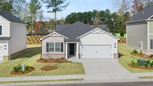 8561 Secretariat Drive, Lithonia, GA 30058