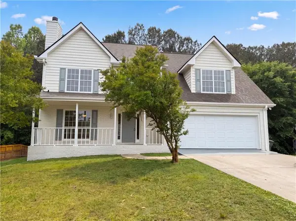 1555 Rose Pointe Drive, Loganville, GA 30052