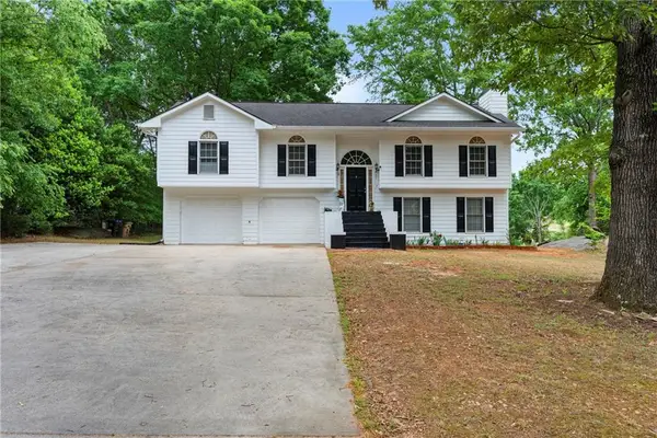 143 Stoneview Drive, Hoschton, GA 30548