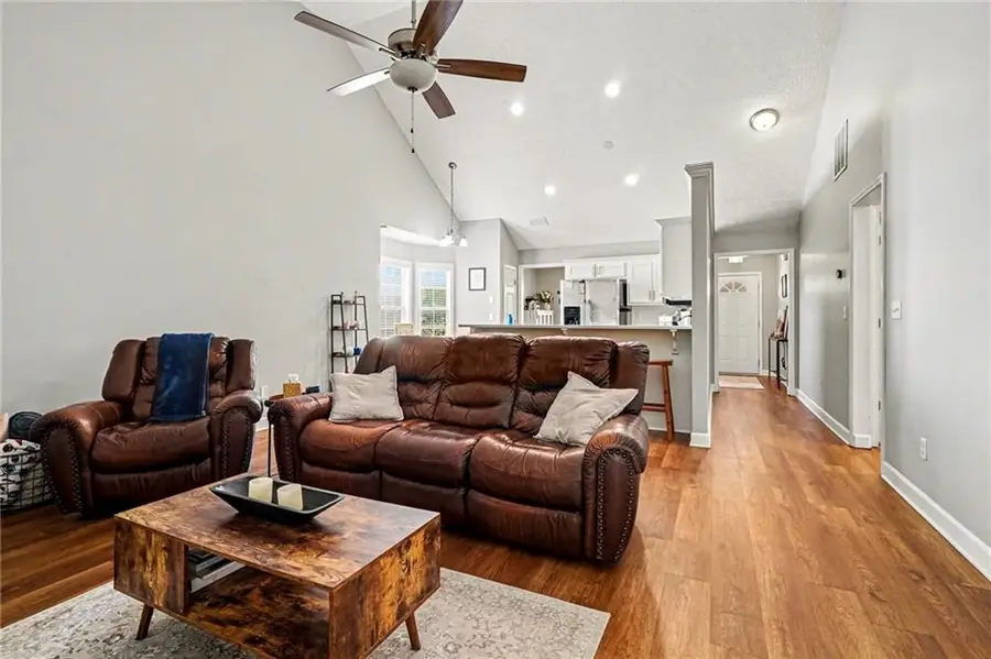 315 Shadowbrooke Circle, Loganville, GA 30052 - #3