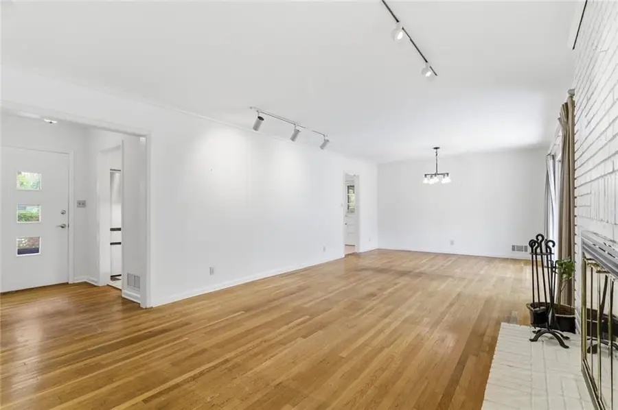 955 Vistavia Circle, Decatur, GA 30033 - #3