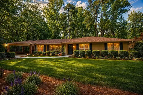 360 Barkshire Lane, Roswell, GA 30076