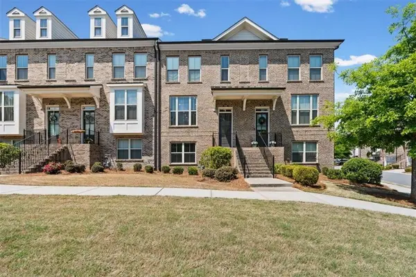 305 Marlowe Alley, Suwanee, GA 30024