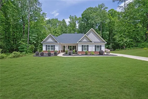 125 Hawthorn Lane, Covington, GA 30014