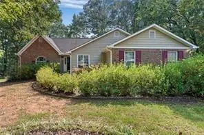 220 Daileys Plantation Drive, Mcdonough, GA 30253