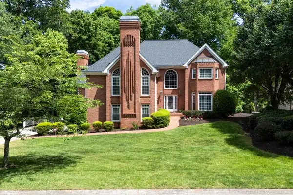 1347 Waterford Green Close, Marietta, GA 30068