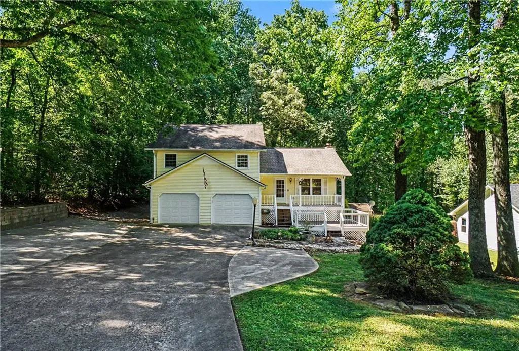 174 W Mountain Oak Street, Canton, GA 30115 - #1