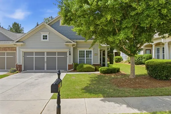 6201 Longleaf Drive, Hoschton, GA 30548