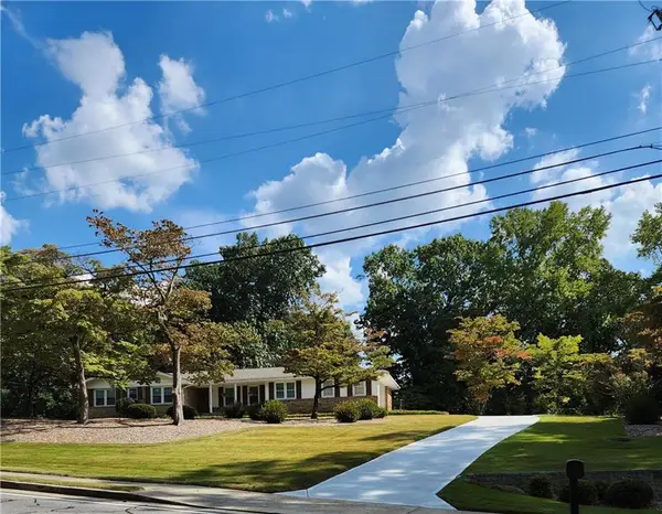 1554 Cooper Lake Road Se, Smyrna, GA 30082